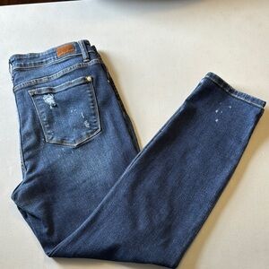Judy Blue Boyfriend Fit - Bleach Splash Jeans